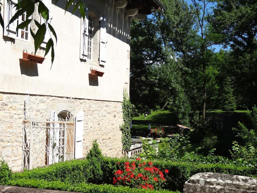 Hostellerie Restaurant Les Gorges De L'Aveyron ブルニケル エクステリア 写真