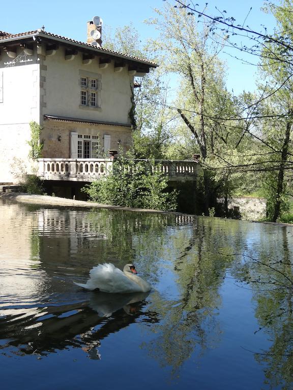Hostellerie Restaurant Les Gorges De L'Aveyron ブルニケル エクステリア 写真