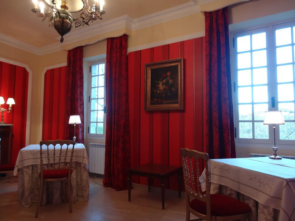 Hostellerie Restaurant Les Gorges De L'Aveyron ブルニケル エクステリア 写真