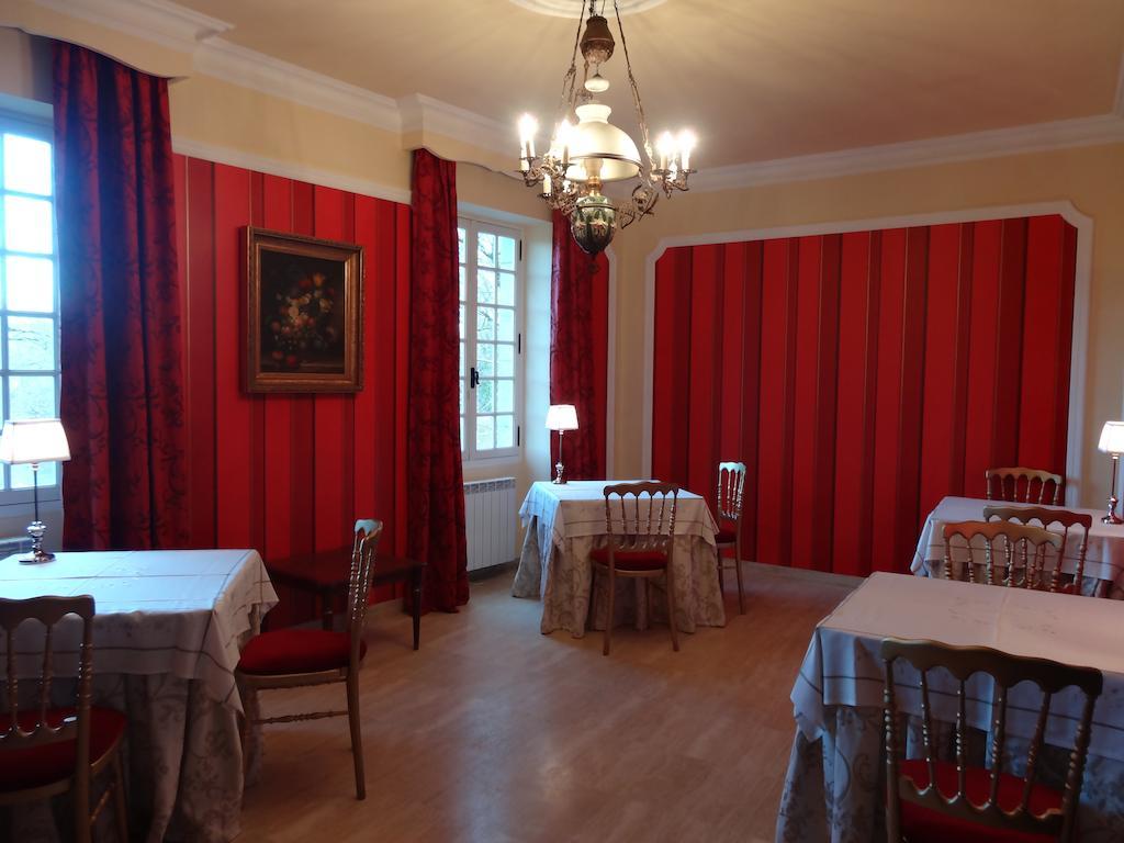 Hostellerie Restaurant Les Gorges De L'Aveyron ブルニケル エクステリア 写真