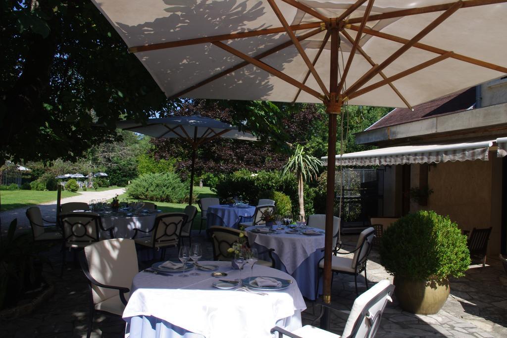 Hostellerie Restaurant Les Gorges De L'Aveyron ブルニケル エクステリア 写真